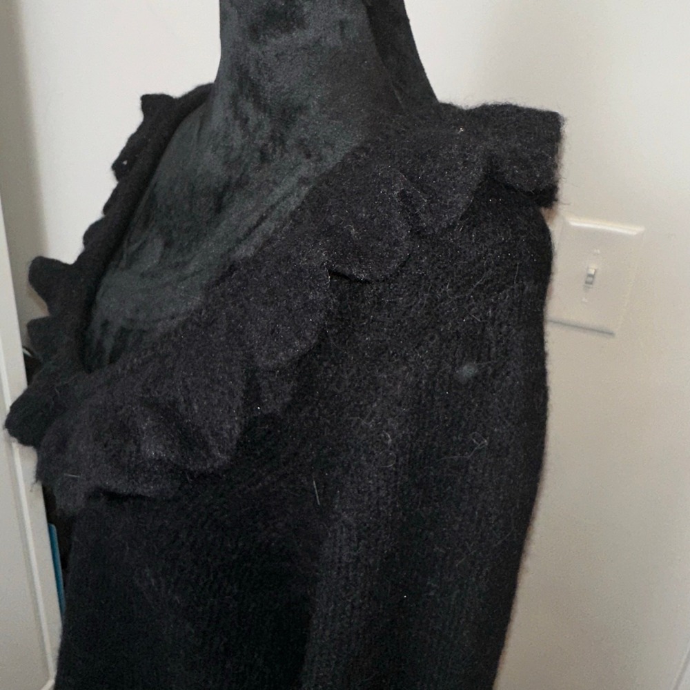 Boden Ruffle V-Neck Sweater US 8 Black Wool Alpaca Blend Fuzzy Romantic Coquette - Picture 6 of 12